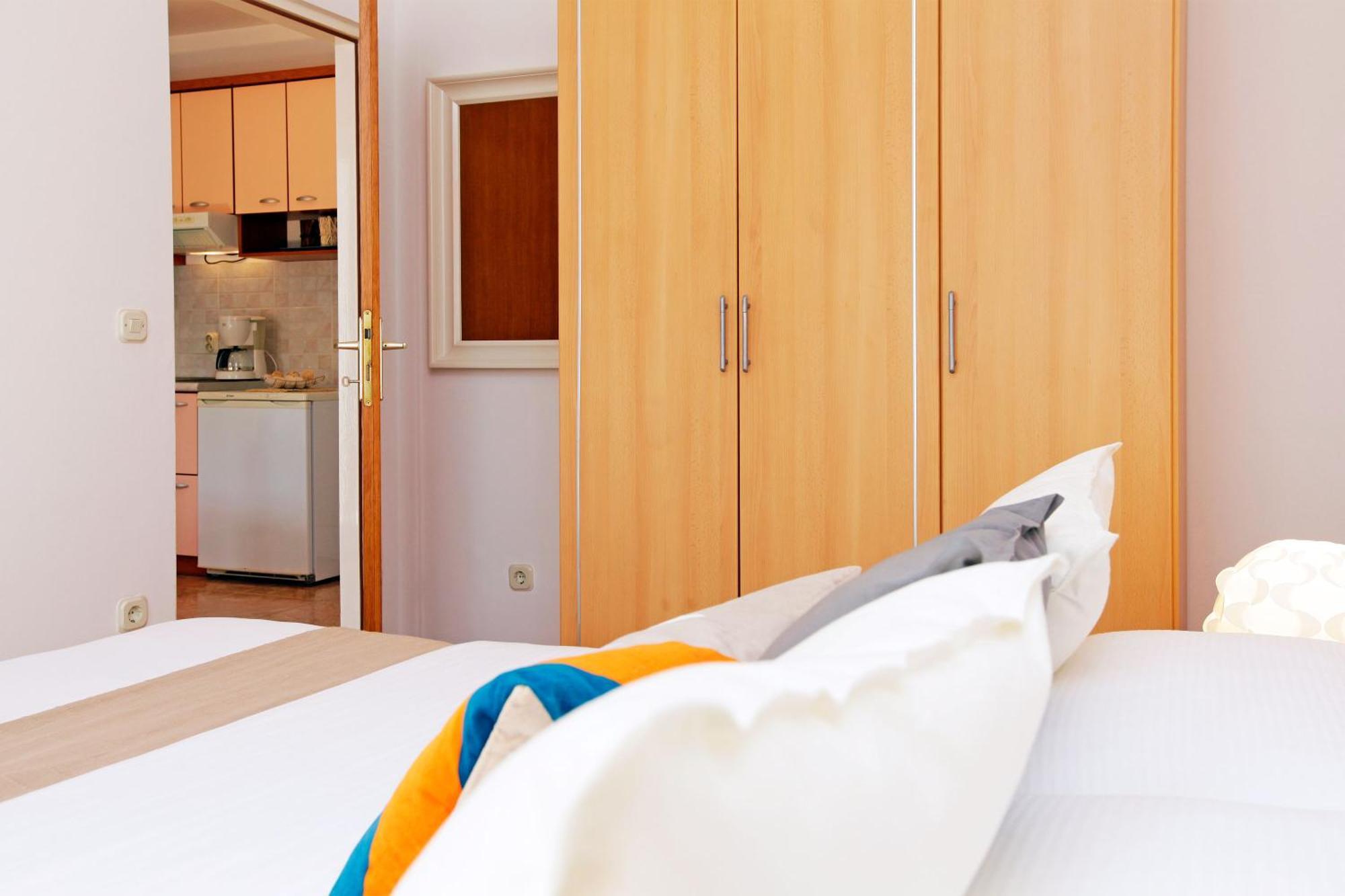 Apartments Villa Adria Bol Room photo
