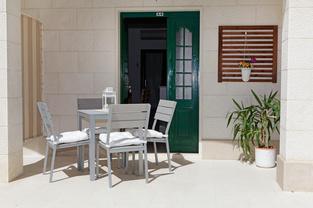 Apartments Villa Adria Bol Exterior photo